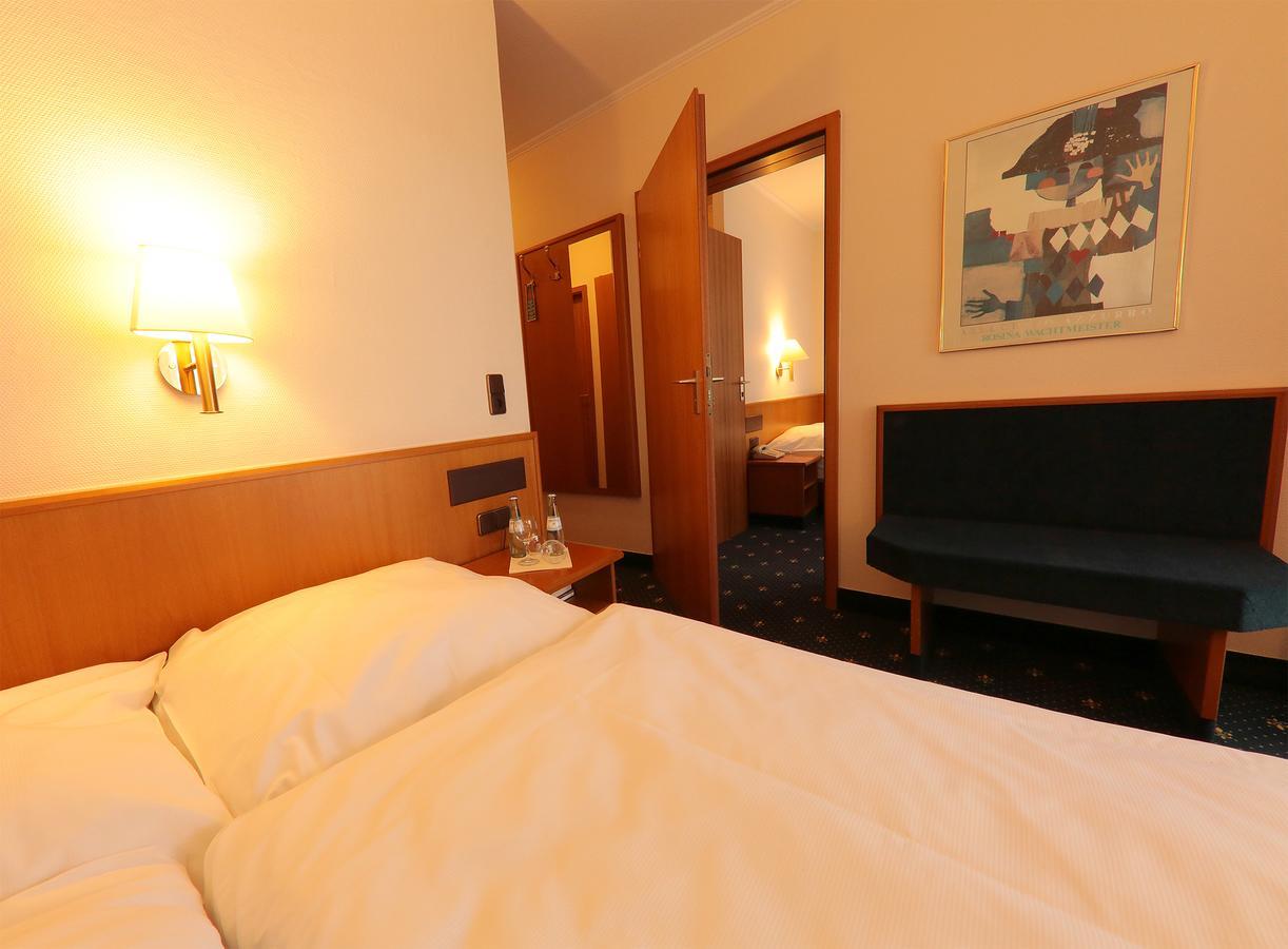 Karaman Group Hotel Бад-Нендорф Экстерьер фото